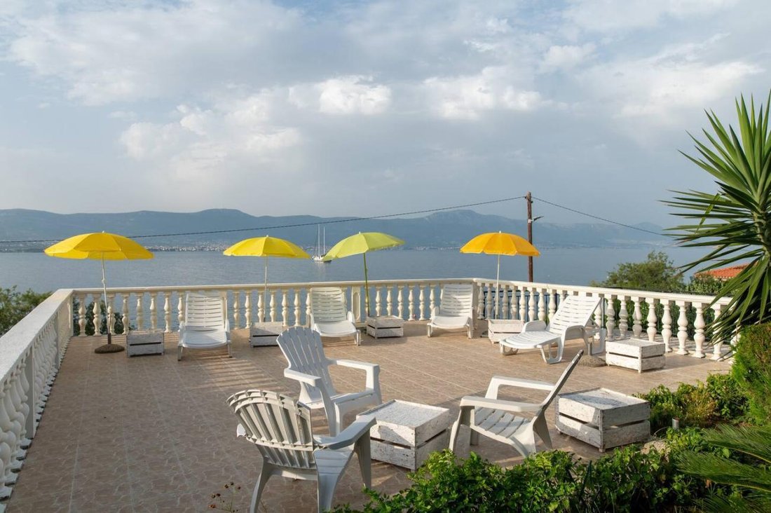 Villa in Zedno, Split-Dalmatia County, Croatia 1 - 18491302