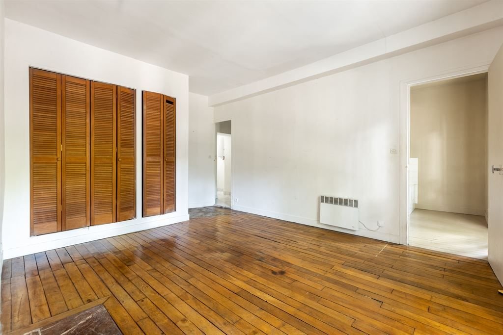 Apartment in Palais Royal, Paris 1er Arrondissement, Paris 3 - 18490504