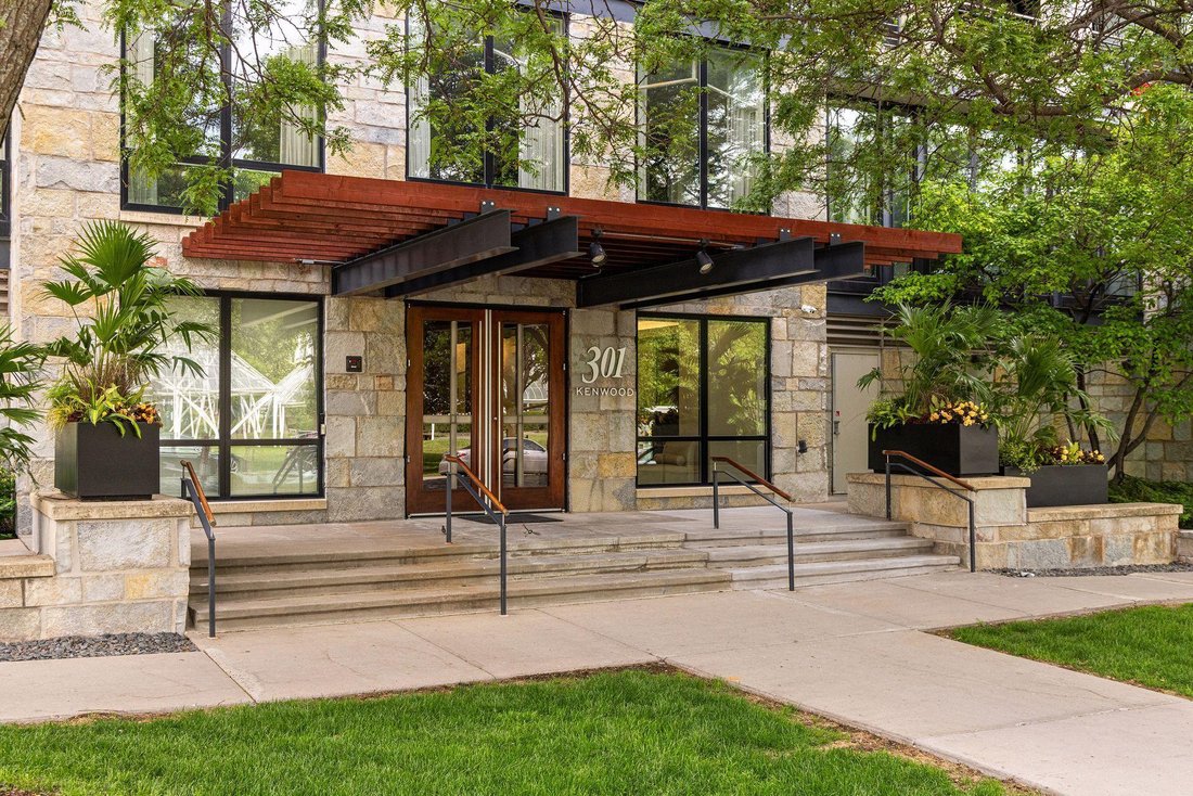 Condo in Minneapolis, Minnesota, United States 5 - 18491570