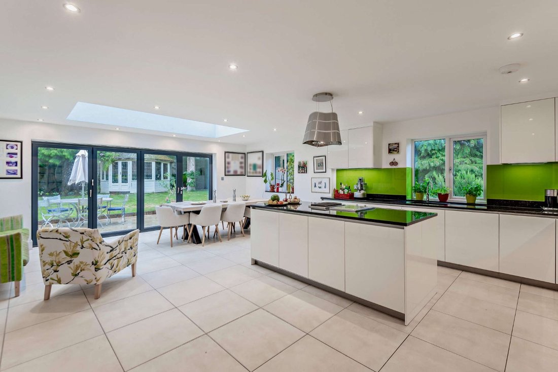House in Goaters Hill, Winkfield, England 2 - 18489907
