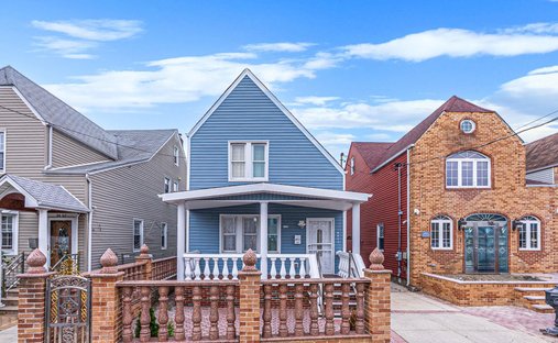 House in New York, New York, United States 1