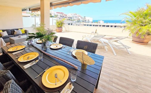 Apartment in Acantilados de Los Gigantes, Canary Islands, Spain 1