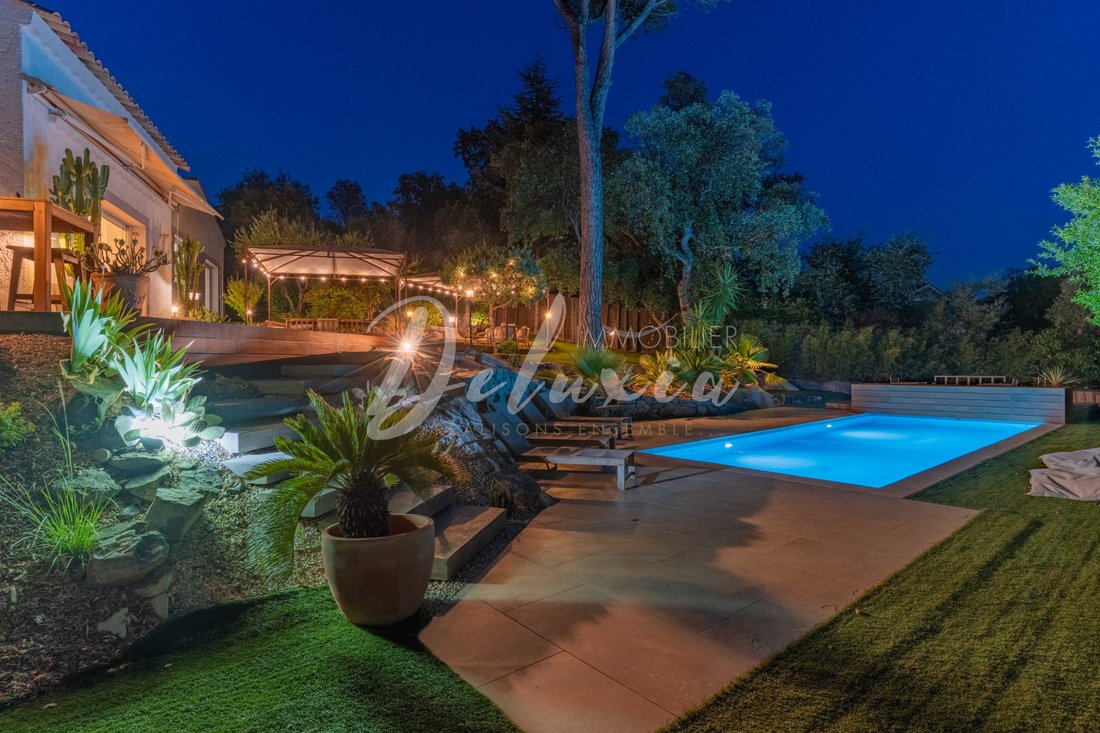 Villa in Exterieurs, Frejus, France 3 - 18490690