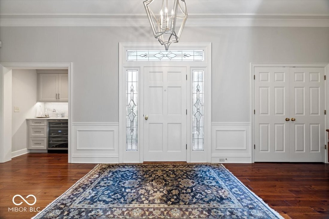 Condo in Indianapolis, Indiana, United States 5 - 18489994