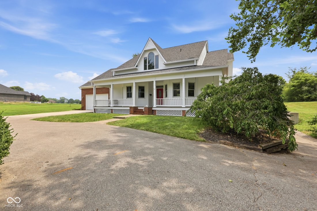 House in Trafalgar, Indiana, United States 2 - 18489995