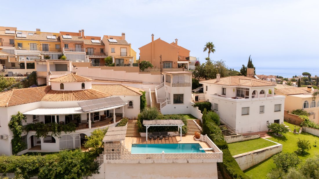 Villa in Fuengirola, Andalusia, Spain 3 - 17493895