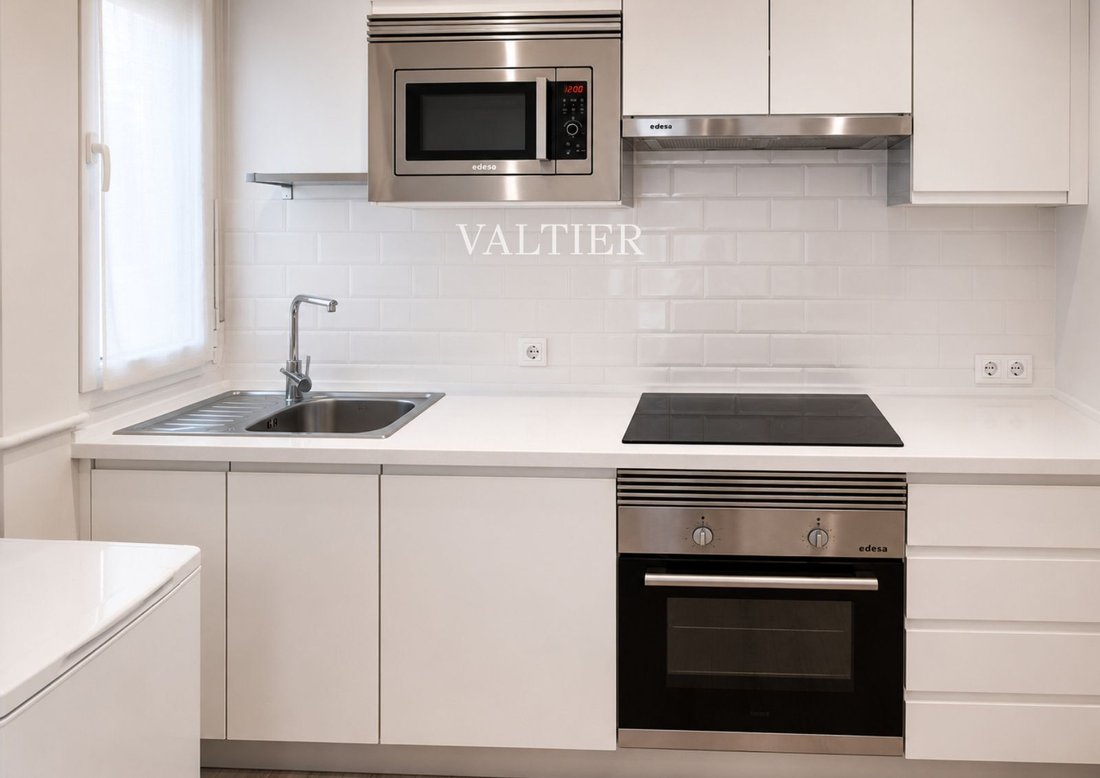 Apartment in Chamberi, Madrid, Spain 4 - 18490180