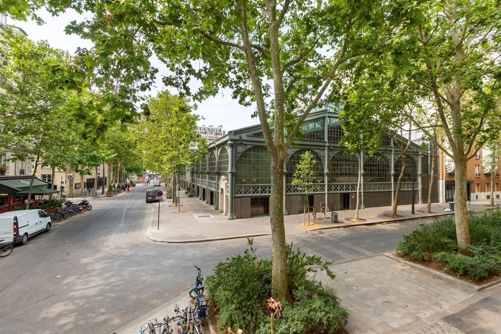 Apartment in Palais Royal, Paris 1er Arrondissement, Paris 2 - 18490504