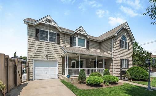 House in New York, New York, United States 1