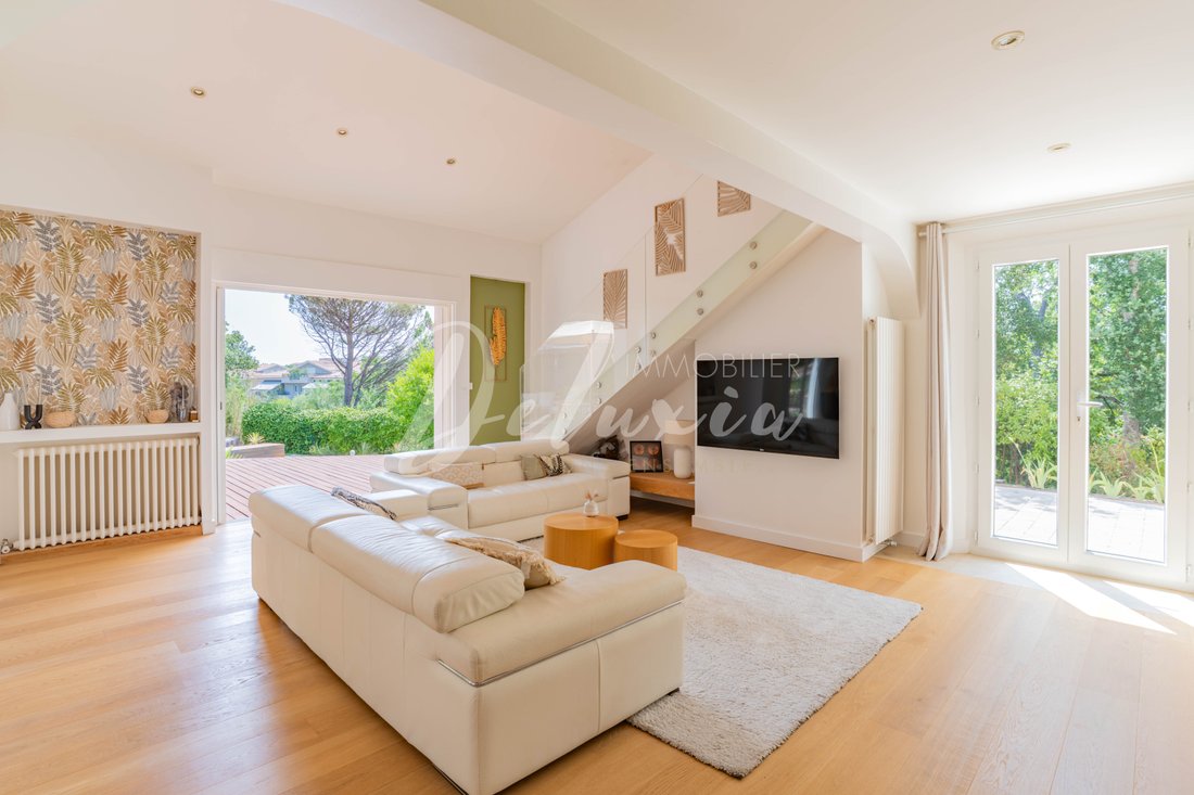 Villa in Exterieurs, Frejus, France 5 - 18490690