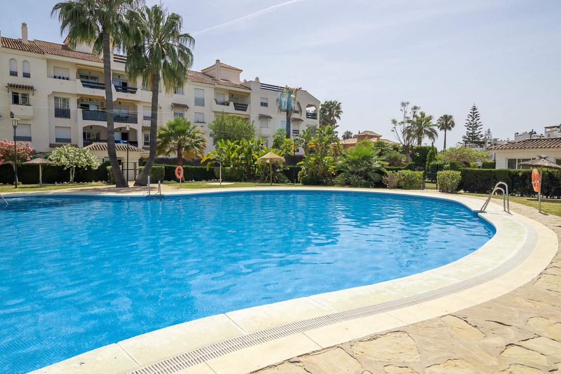 Apartment in San Pedro de Alcantara, Andalusia, Spain 1 - 18490220