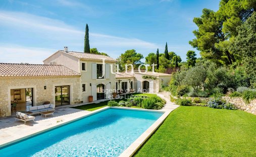 Country House in Maussane-les-Alpilles, Provence-Alpes-Côte d'Azur, France 1