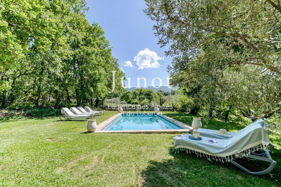 Country House in Lacoste, Provence-Alpes-Côte d'Azur, France 3 - 16819908