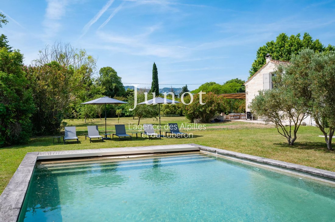 Country House in Saint-Rémy-de-Provence, Provence-Alpes-Côte d'Azur, France 5 - 18448301