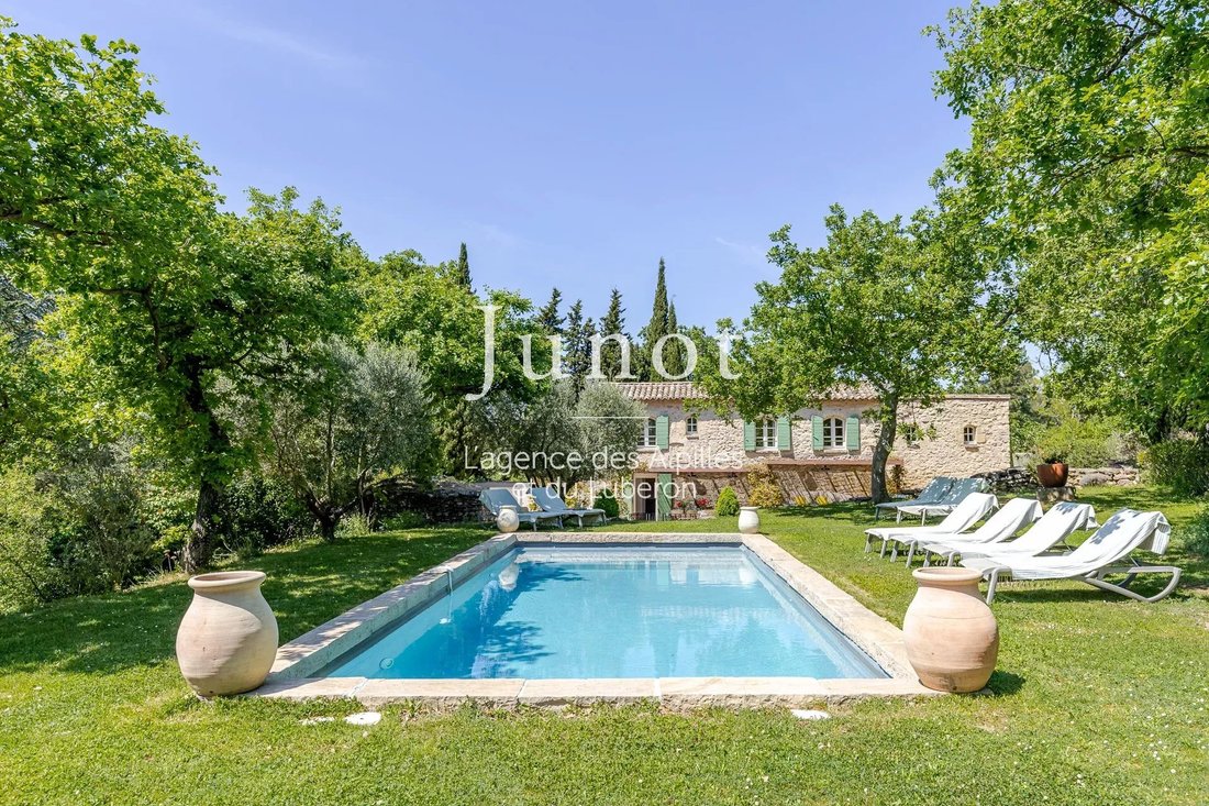 Country House in Lacoste, Provence-Alpes-Côte d'Azur, France 1 - 16819908
