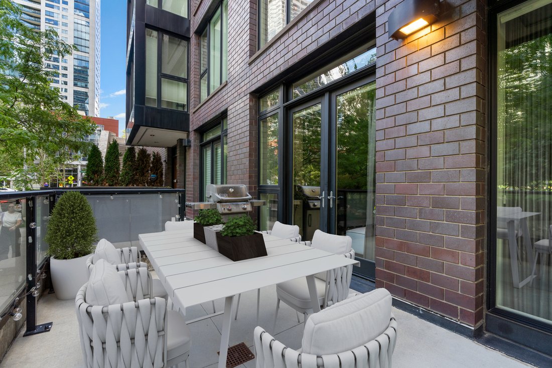 Condo in Chicago, Illinois, United States 5 - 18494662