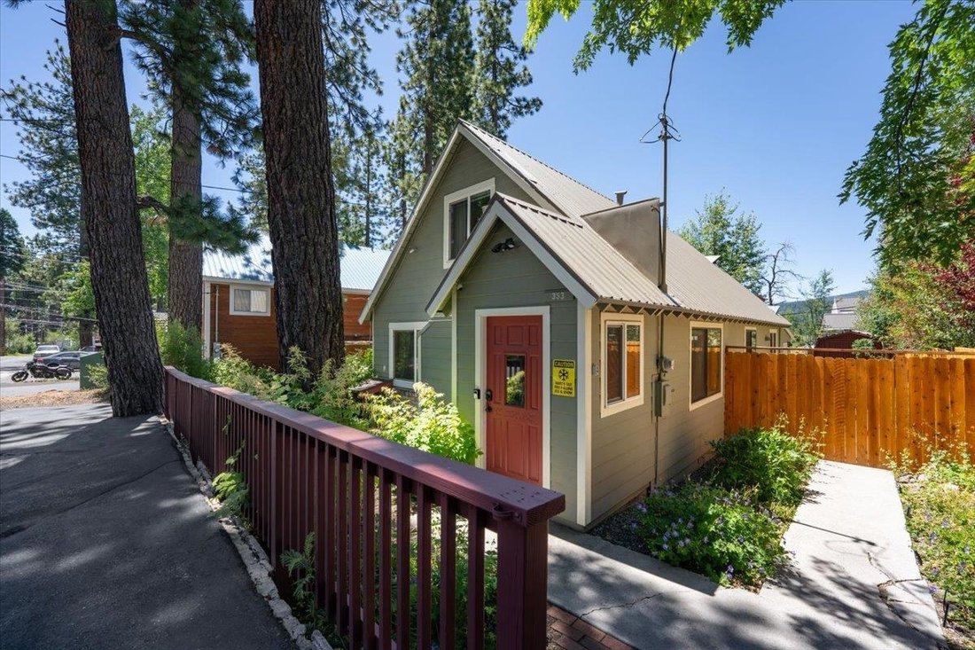 House in Tahoe City, California, United States 1 - 18494648