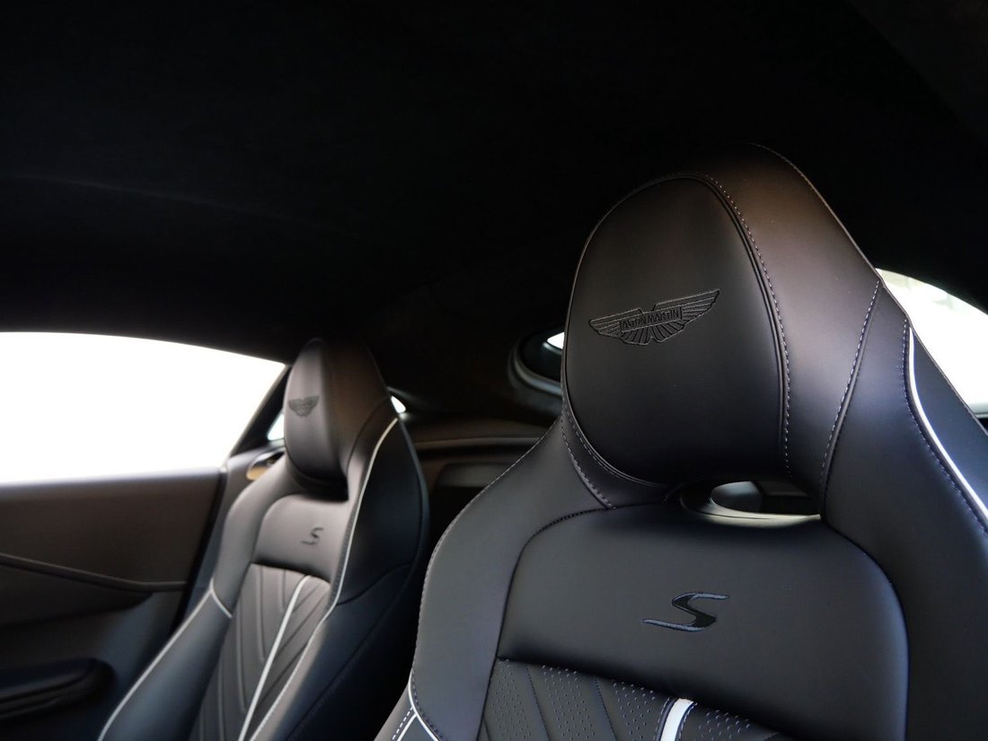Coupe in Beverly Hills, CA, United States 5 - 18494784