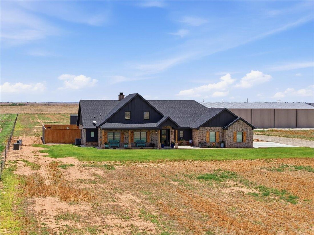 House in Abernathy, Texas, United States 4 - 18494837