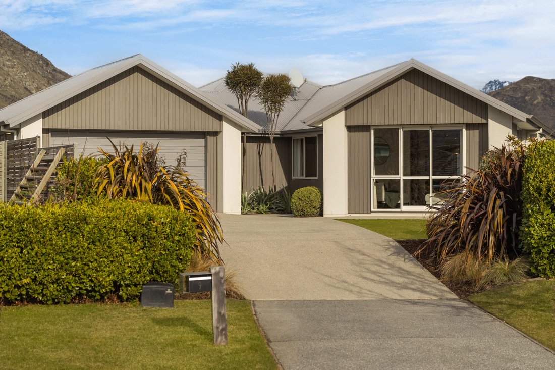 House in Queenstown, Otago, New Zealand 1 - 18494976