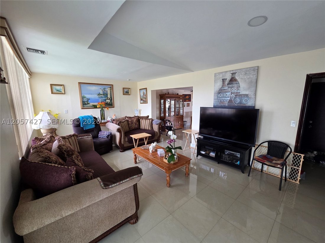 House in Miami, Florida, United States 2 - 18493458