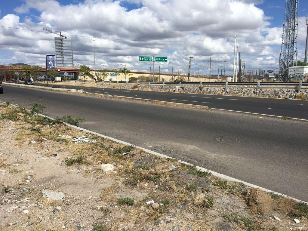 Land in Santiago de Querétaro, Querétaro, Mexico 1 - 18492514