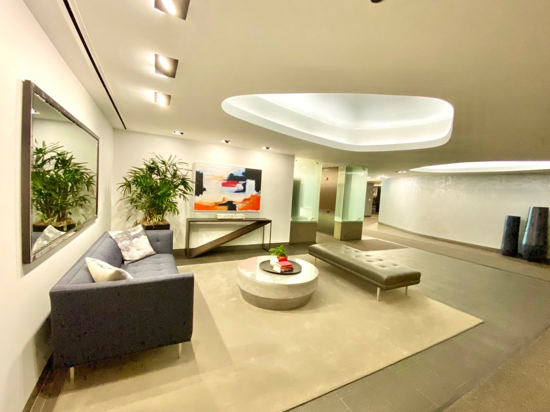 Condo in Chicago, Illinois, United States 3 - 18494722