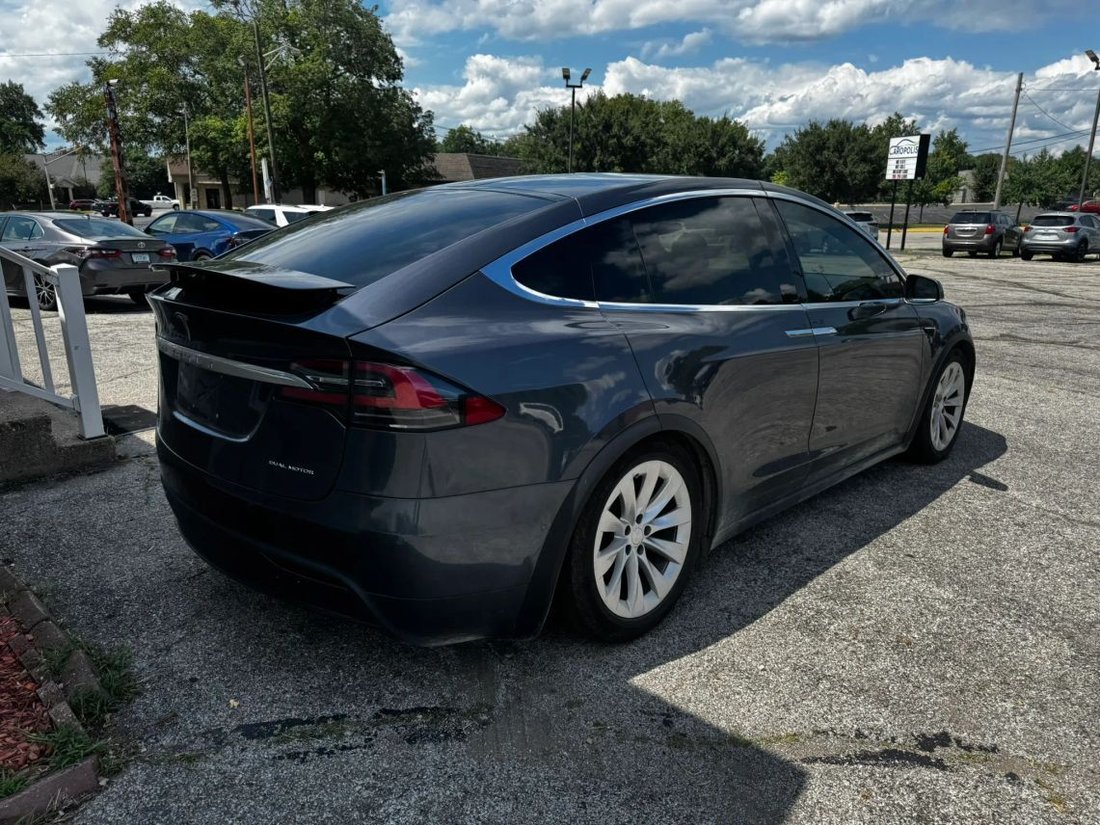 Suv in Lafayette, IN, United States 4 - 18495368