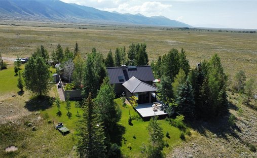 House in Crestone, Colorado, United States 1