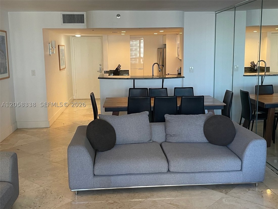 Condo in Miami, Florida, United States 5 - 18493443