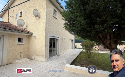 Villa in Charréard, Venissieux, France 1