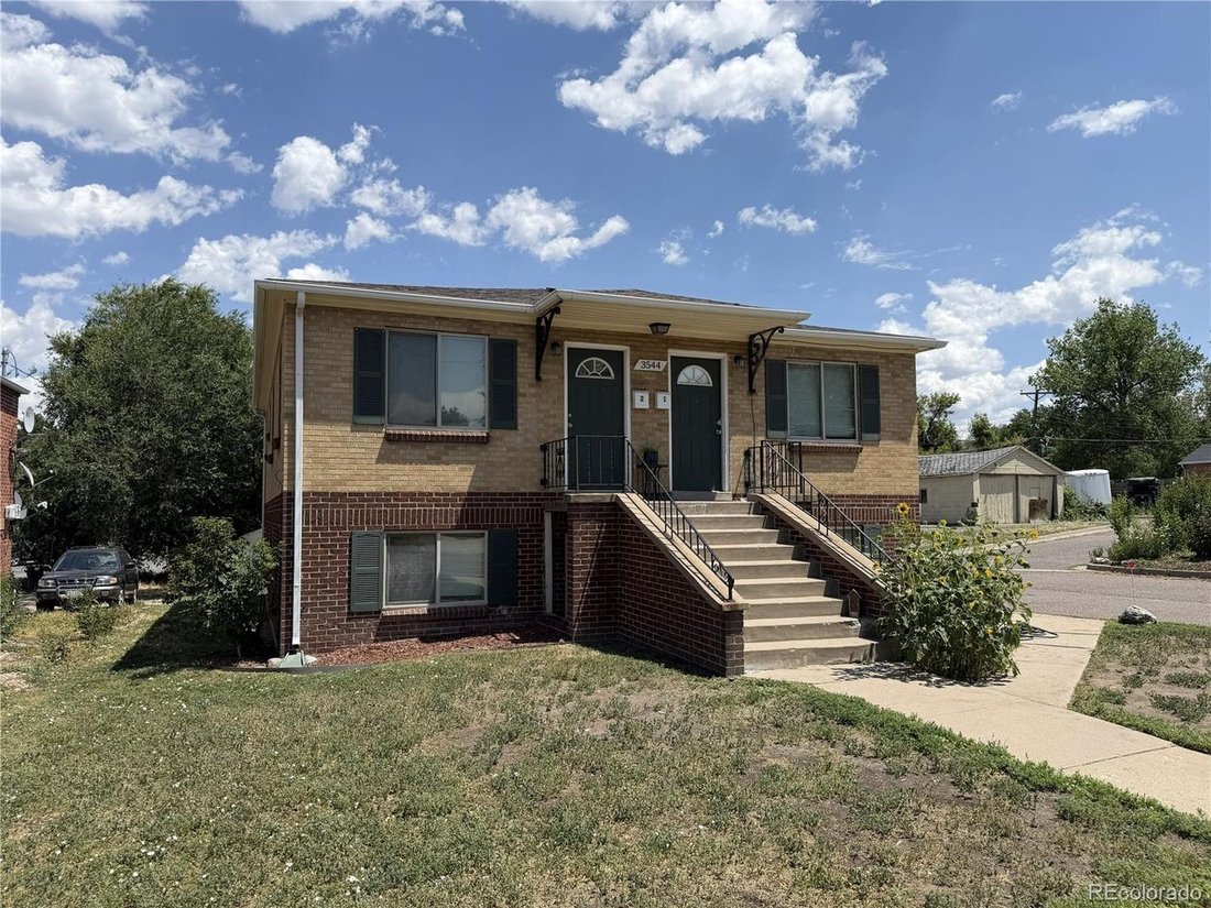 Englewood, Colorado, United States 1 - 18493098