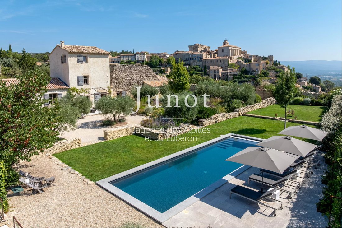Country House in Gordes, Provence-Alpes-Côte d'Azur, France 1 - 17302869