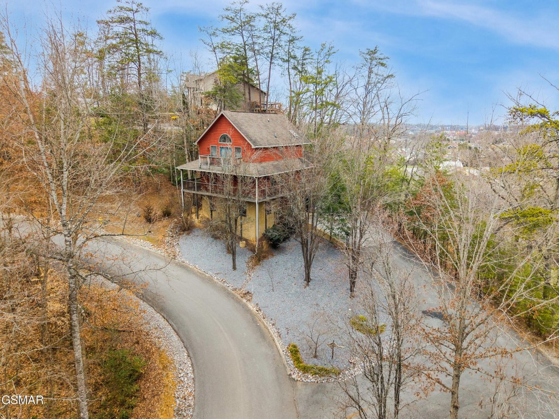 House in Pigeon Forge, Tennessee, United States 1 - 18493869