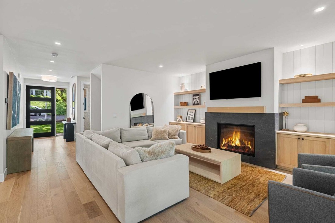 House in Lake Oswego, Oregon, United States 5 - 18492630
