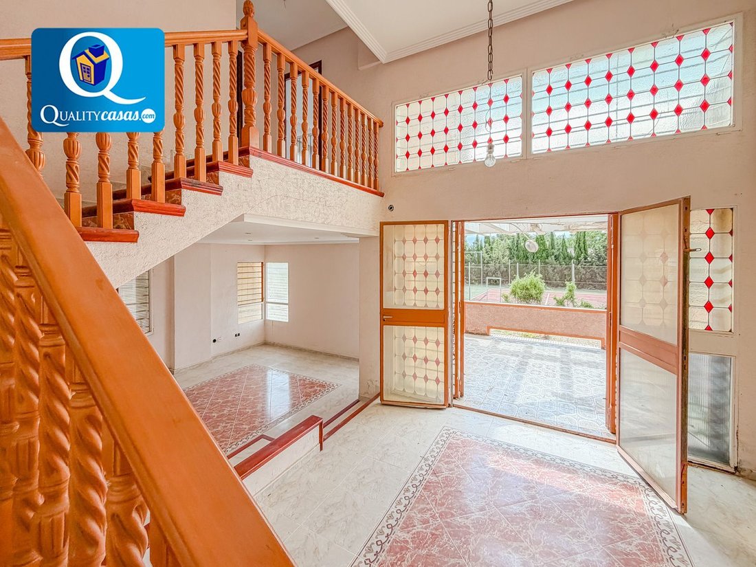 Villa in Mutxamel, Valencian Community, Spain 4 - 18495158