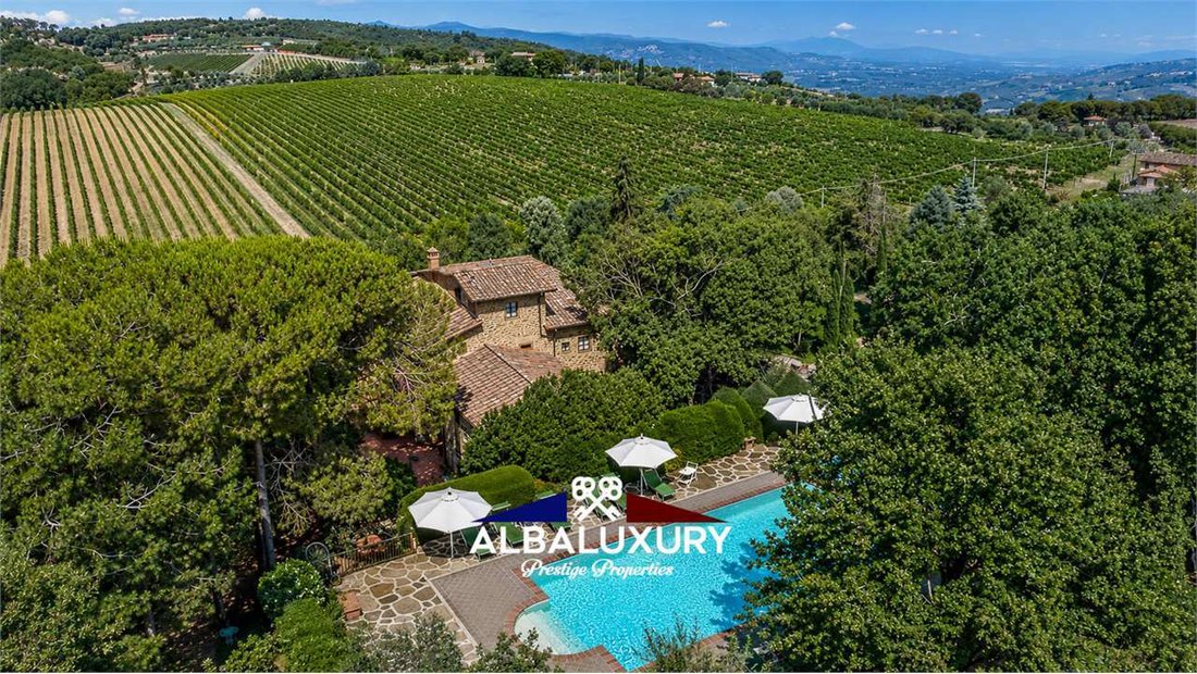Villa in Bucine, Tuscany, Italy 1 - 15347321