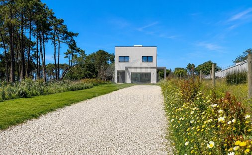 House in São João das Lampas, Lisbon, Portugal 1
