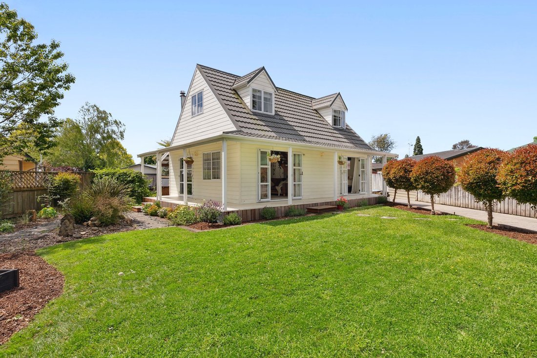 House in Cambridge, Waikato, New Zealand 1 - 18495311