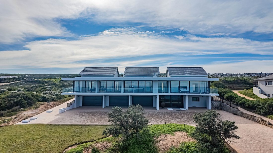 House in Mossel Bay, Western Cape, South Africa 2 - 17814378