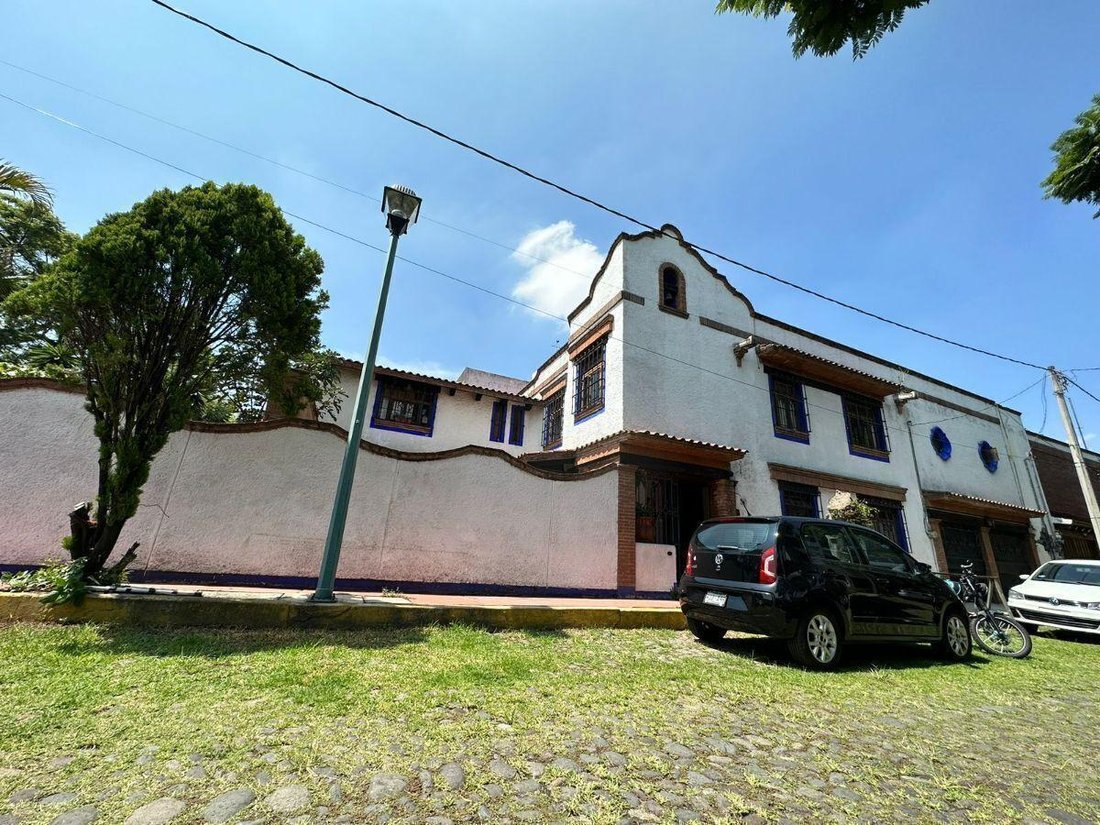 House in Santa Catarina Yecahuitzotl, Mexico City, Mexico 1 - 18492656