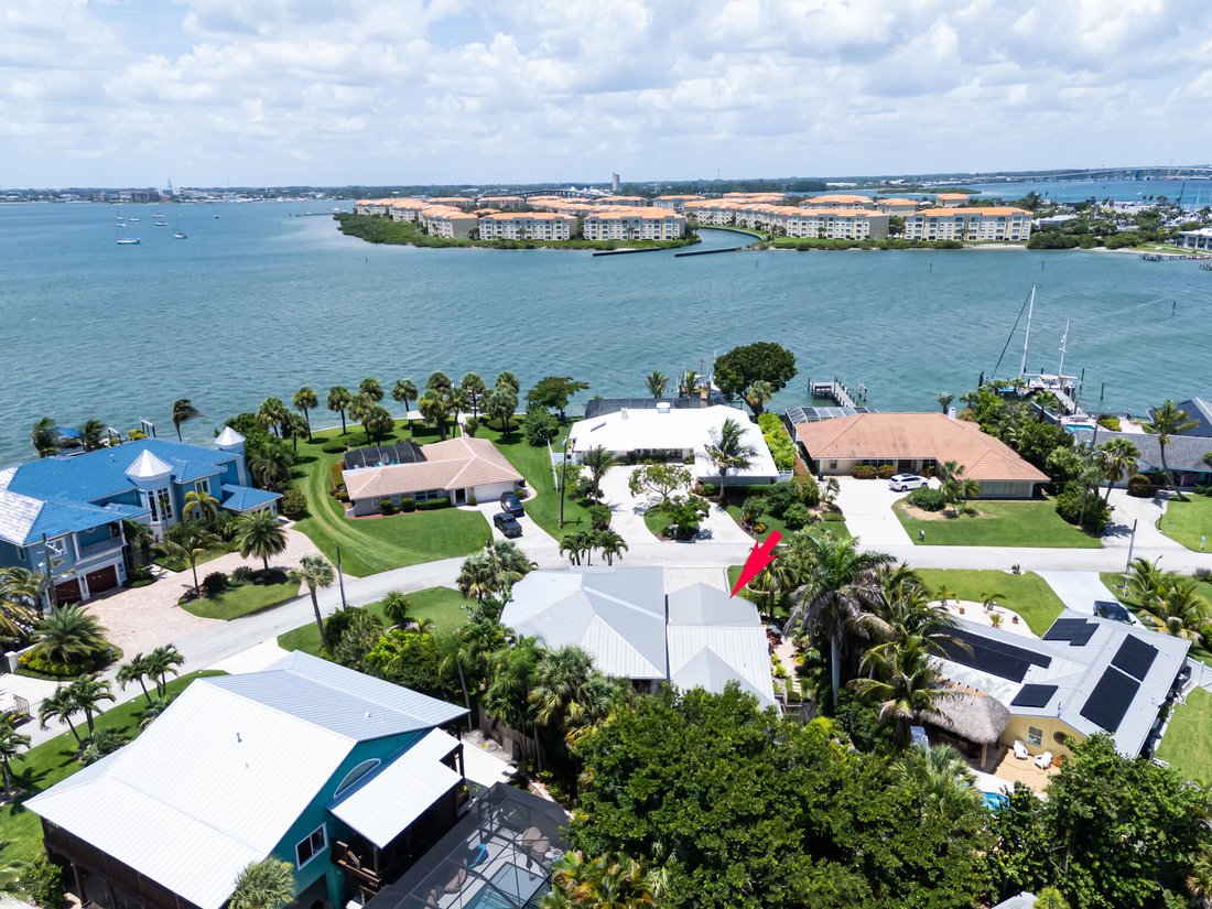 House in Fort Pierce, Florida, United States 5 - 18494892