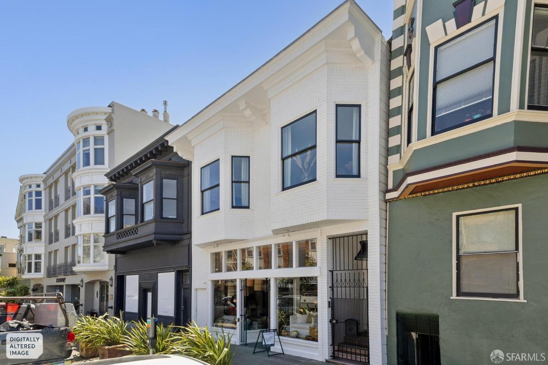 San Francisco, California, United States 1 - 18494360