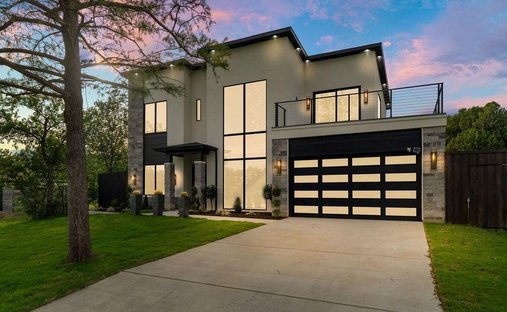 House in Farmers Branch, Texas, United States 1