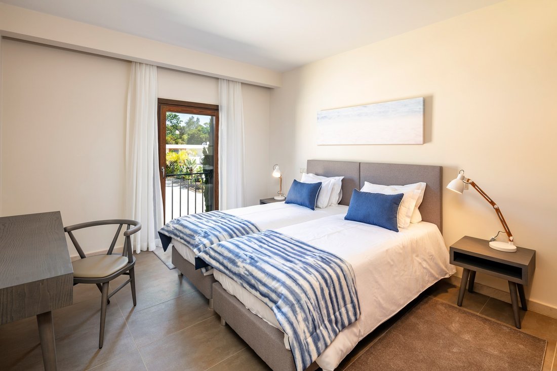 Townhouse in Carvoeiro, Algarve, Portugal 4 - 17702591