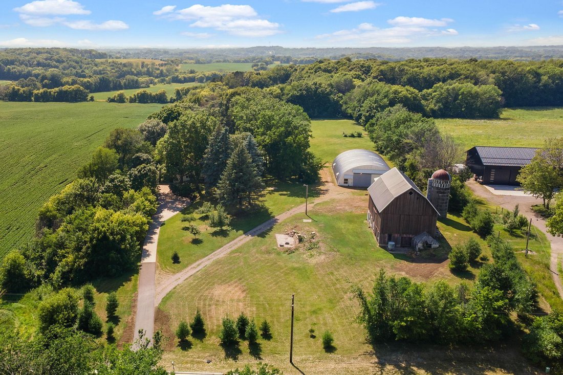 House in Maple Plain, Minnesota, United States 1 - 18494864