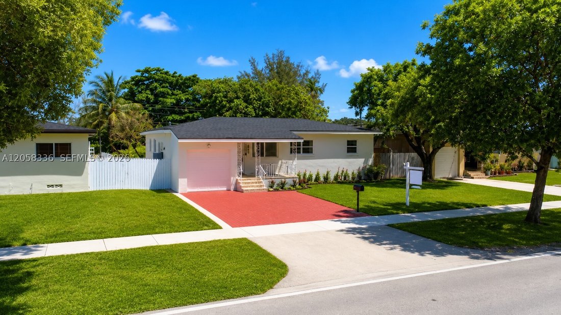 House in Miami, Florida, United States 1 - 18493464