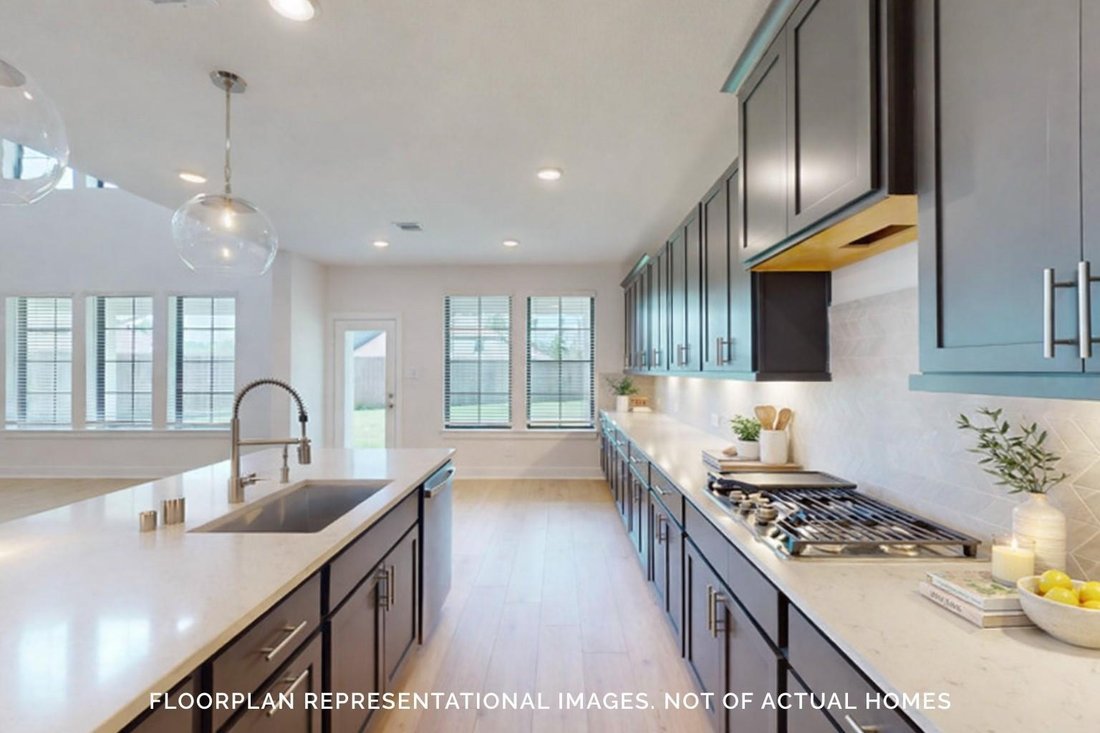 House in Tomball, Texas, United States 5 - 18494013
