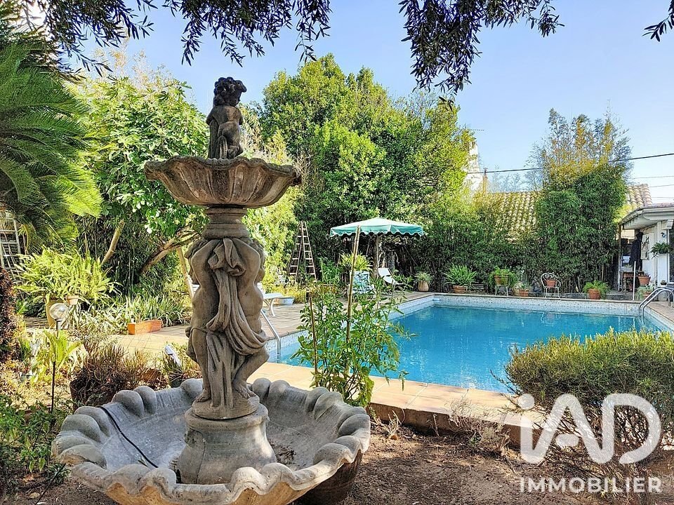 House in Trois Quartiers-Siblas, Toulon, France 2 - 18495788