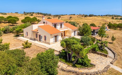 Villa in Ourique, Beja, Portugal 1